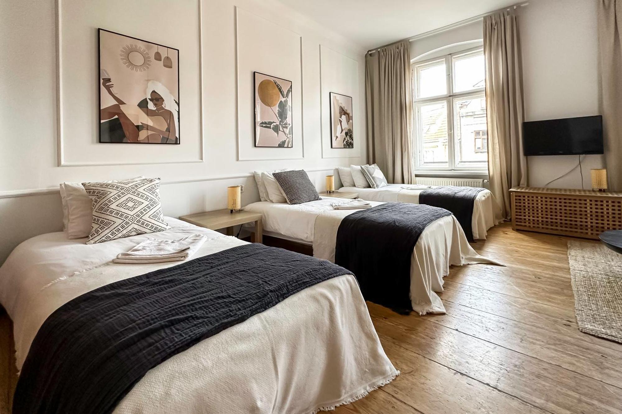Old Town Centrum Residence Apartments Познан Стая снимка