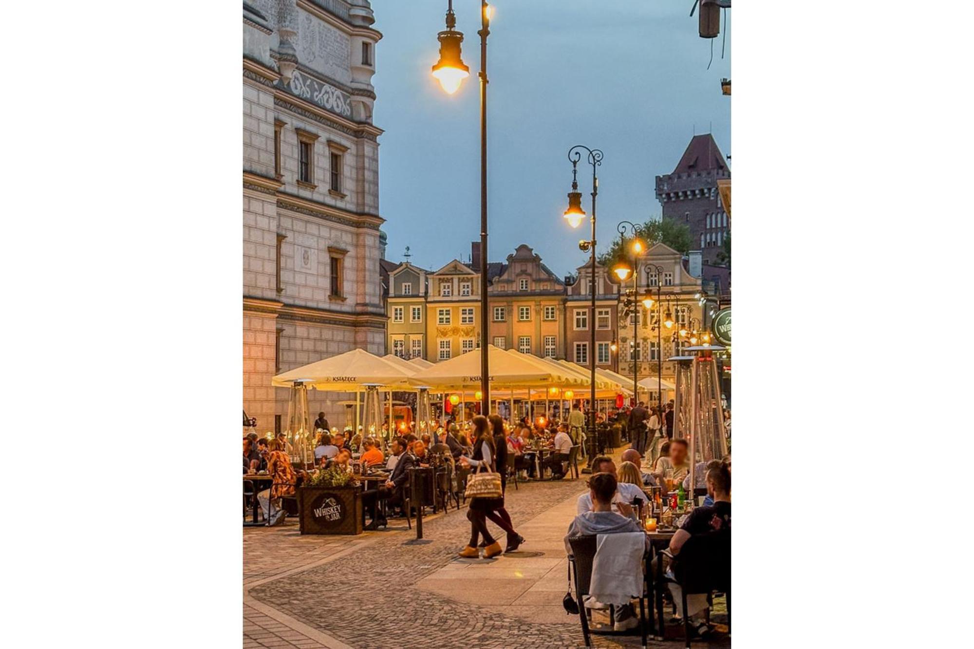 Old Town Centrum Residence Apartments Познан Екстериор снимка